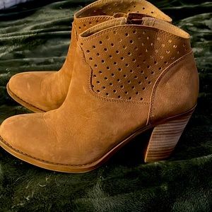 Lucky Brand heeled booties